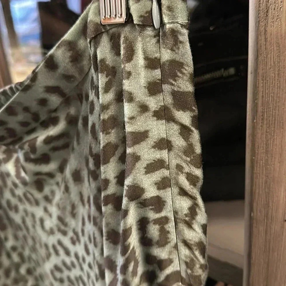 J JILL Animal Print A-Line Midi Skirt size Small - Picture 7 of 9